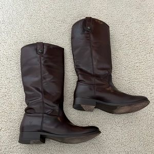Sz 8 Frye Melissa button boot
